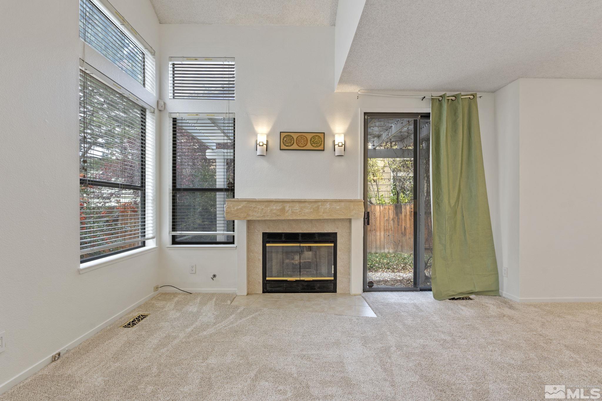 4332 Leeward Lane Reno, NV 89502 - Photo 8 of 40 Photo 8