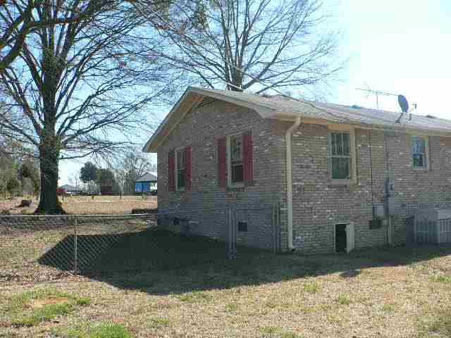 1949 Legion Lake Road Honea Path, SC 29654 - Photo 5 of 11 Gallery Image 5