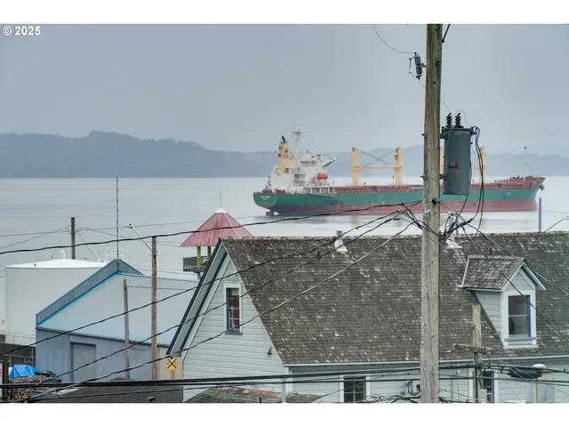 a view of outdoor space