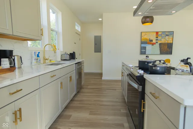 $2,980 | 2302 Prospect Street, Indianapolis, IN 46203