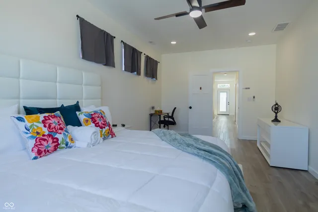 $2,980 | 2302 Prospect Street, Indianapolis, IN 46203