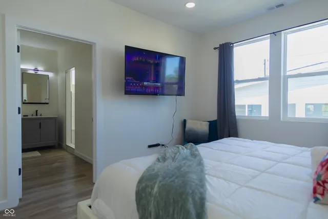 $2,980 | 2302 Prospect Street, Indianapolis, IN 46203