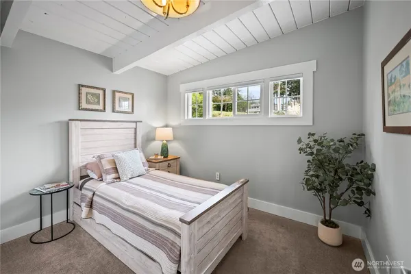 $1,929,000 | 7501 Stinson Avenue, Gig Harbor, WA 98335