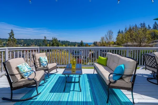 $1,929,000 | 7501 Stinson Avenue, Gig Harbor, WA 98335