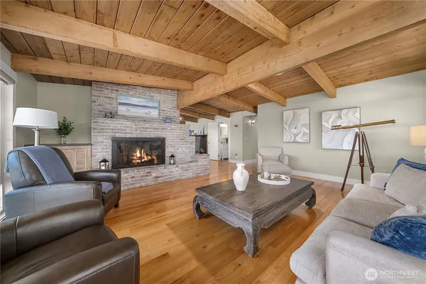 $1,929,000 | 7501 Stinson Avenue, Gig Harbor, WA 98335