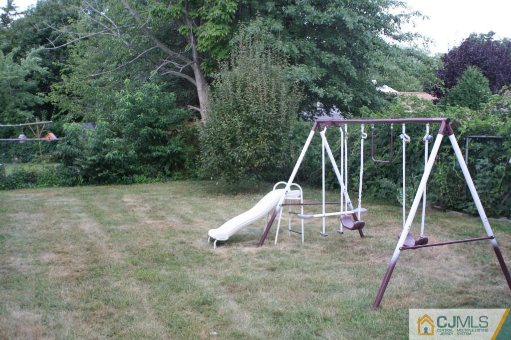 26 Winthrop Road Edison, NJ 08817 - Photo 24 of 25 a view of outdoor space