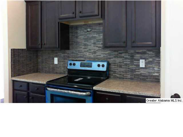 1049 Merion Drive, Unit 168 Calera, AL 35040 - Photo 3 of 30