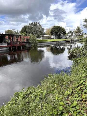 $69,900 | 2909 Southeast 38th Avenue, Okeechobee, FL 34974