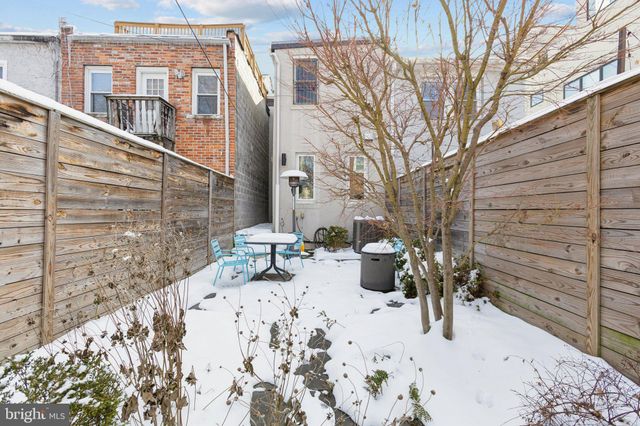 a view of outdoor space yard and patio