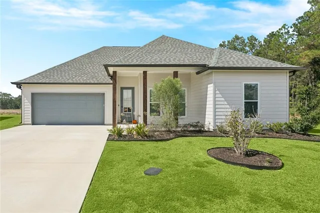 $2,500 | 75385 Sydney Drive, Covington, LA 70435