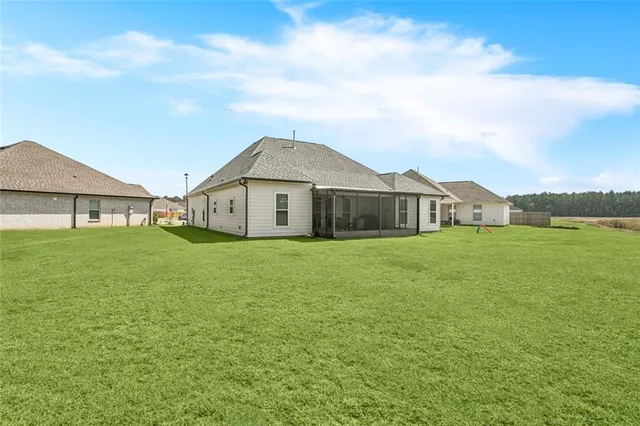 $2,500 | 75385 Sydney Drive, Covington, LA 70435