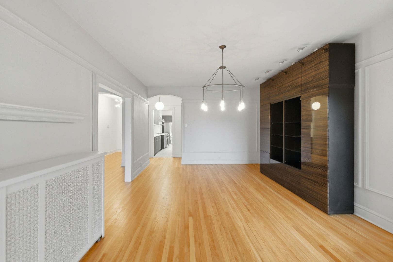 540 Sheridan Road, Unit 3 Evanston, IL 60202 - Photo 17 of 29