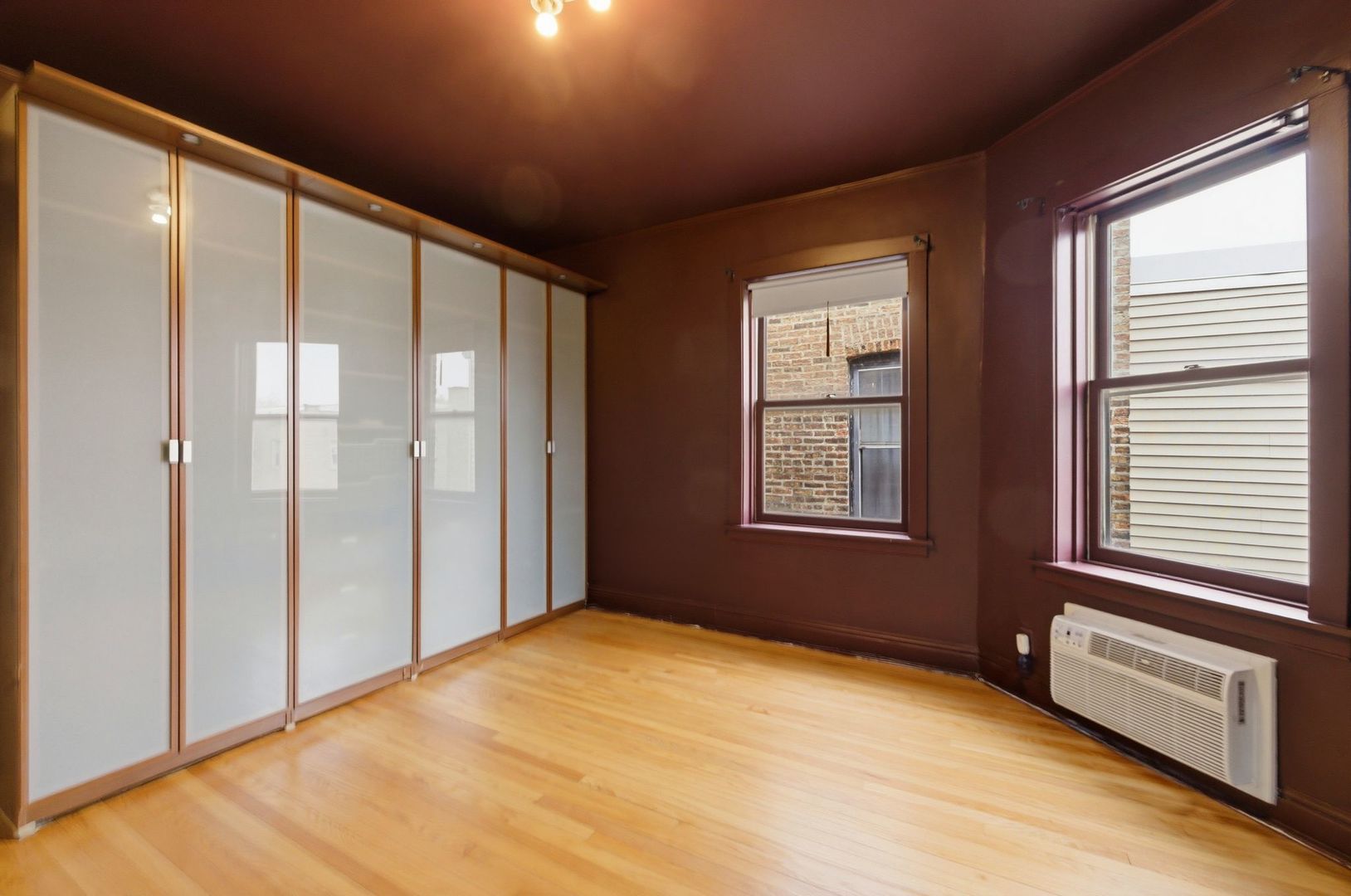 540 Sheridan Road, Unit 3 Evanston, IL 60202 - Photo 23 of 29