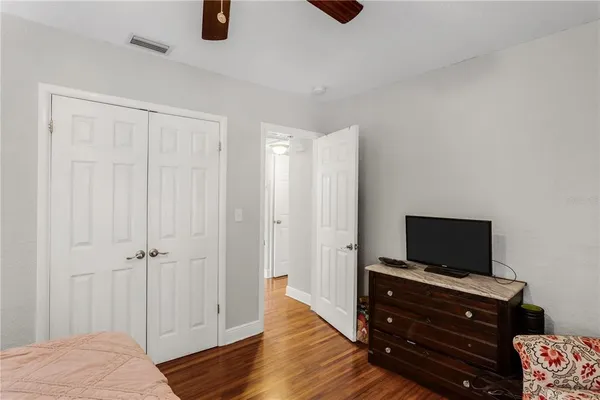 $349,900 | 2425 36th Avenue North, St. Petersburg, FL 33713