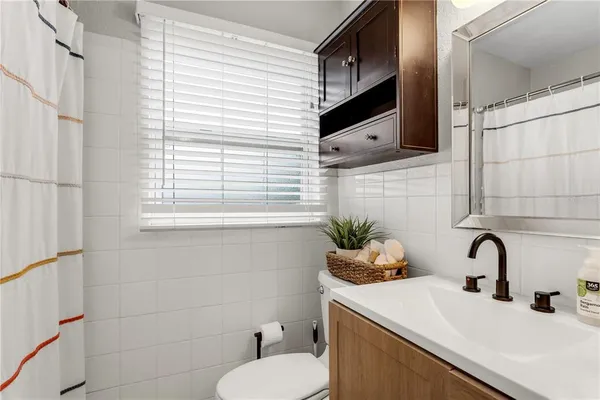 $349,900 | 2425 36th Avenue North, St. Petersburg, FL 33713