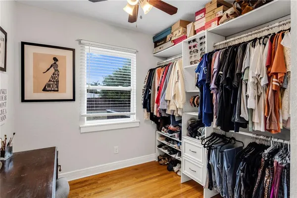 $349,900 | 2425 36th Avenue North, St. Petersburg, FL 33713