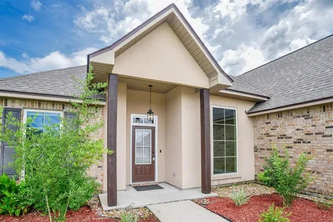 $260,000 | 1907 Thibodeaux Road, Lake Charles, LA 70607