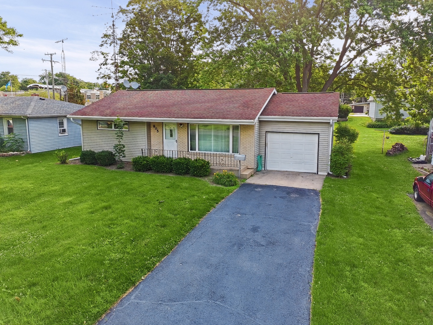 805 Garfield Road Harvard, IL 60033 - Photo 18 of 24 a view of a house with a yard