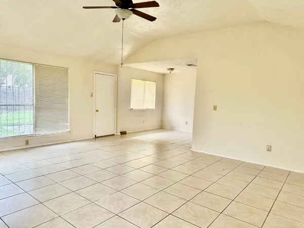 $1,345 | 2015 Lazy Lane, Missouri City, TX 77489