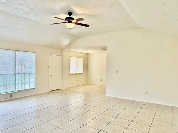 $1,345 | 2015 Lazy Lane, Missouri City, TX 77489