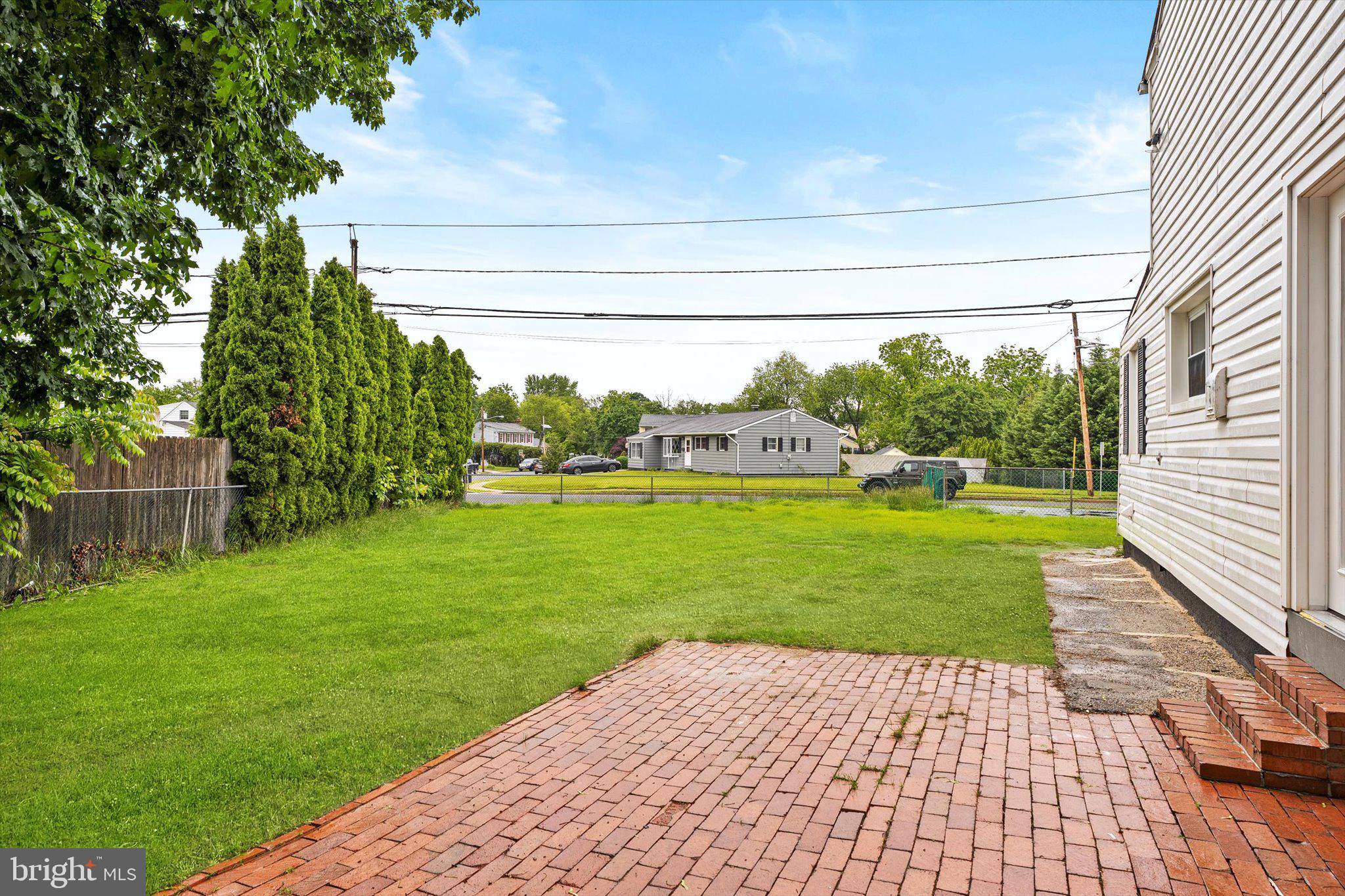 542 Mercerville-Edinburg Road Trenton, NJ 08619 - Photo 30 of 31 a view of backyard with garden and outdoor seating
