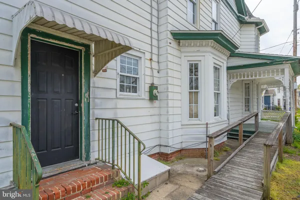 $174,990 | 402 East Poplar Street, Seaford, DE 19973