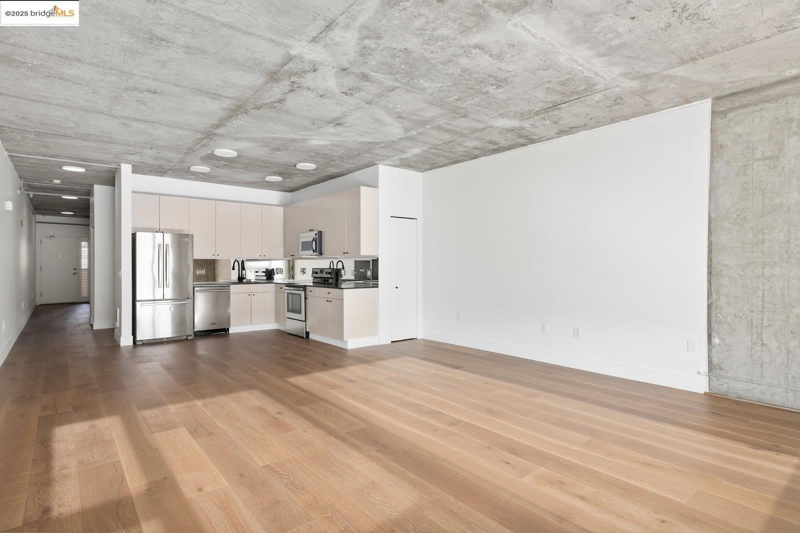 311 Oak Street, Unit 829 Oakland, CA 94607 - Photo 24 of 32