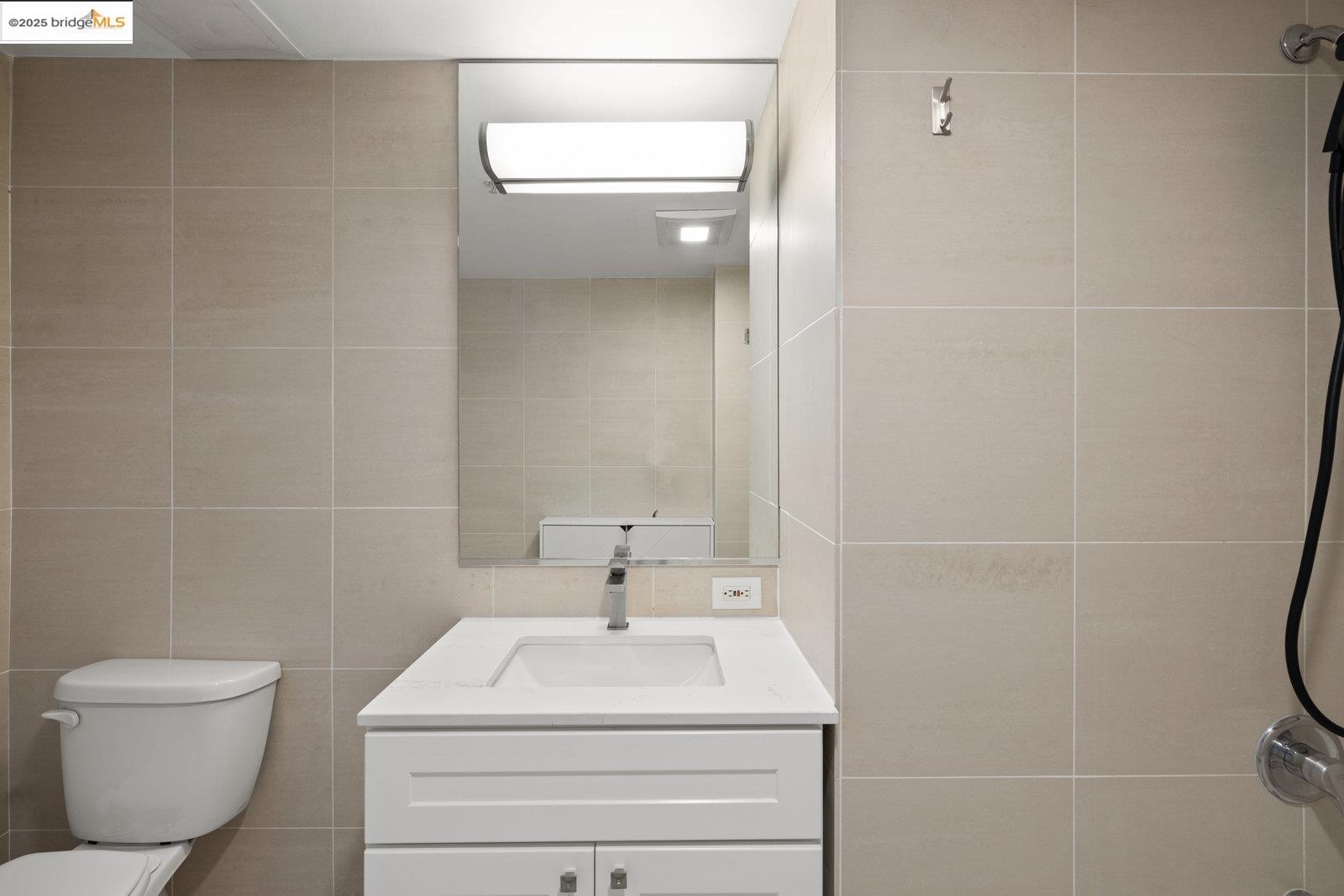 311 Oak Street, Unit 829 Oakland, CA 94607 - Photo 31 of 32