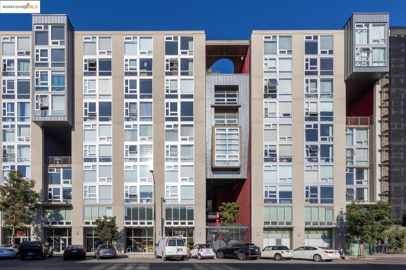 311 Oak Street, Unit 829 Oakland, CA 94607 - Photo 4 of 32