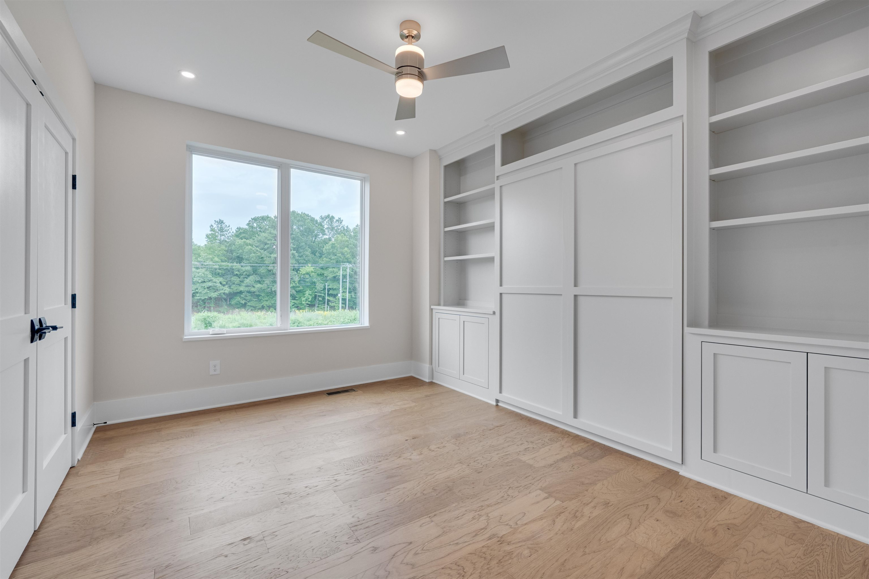 1022 Manor Way, Unit 22 Durham, NC 27701 - Photo 46 of 67 Photo 35