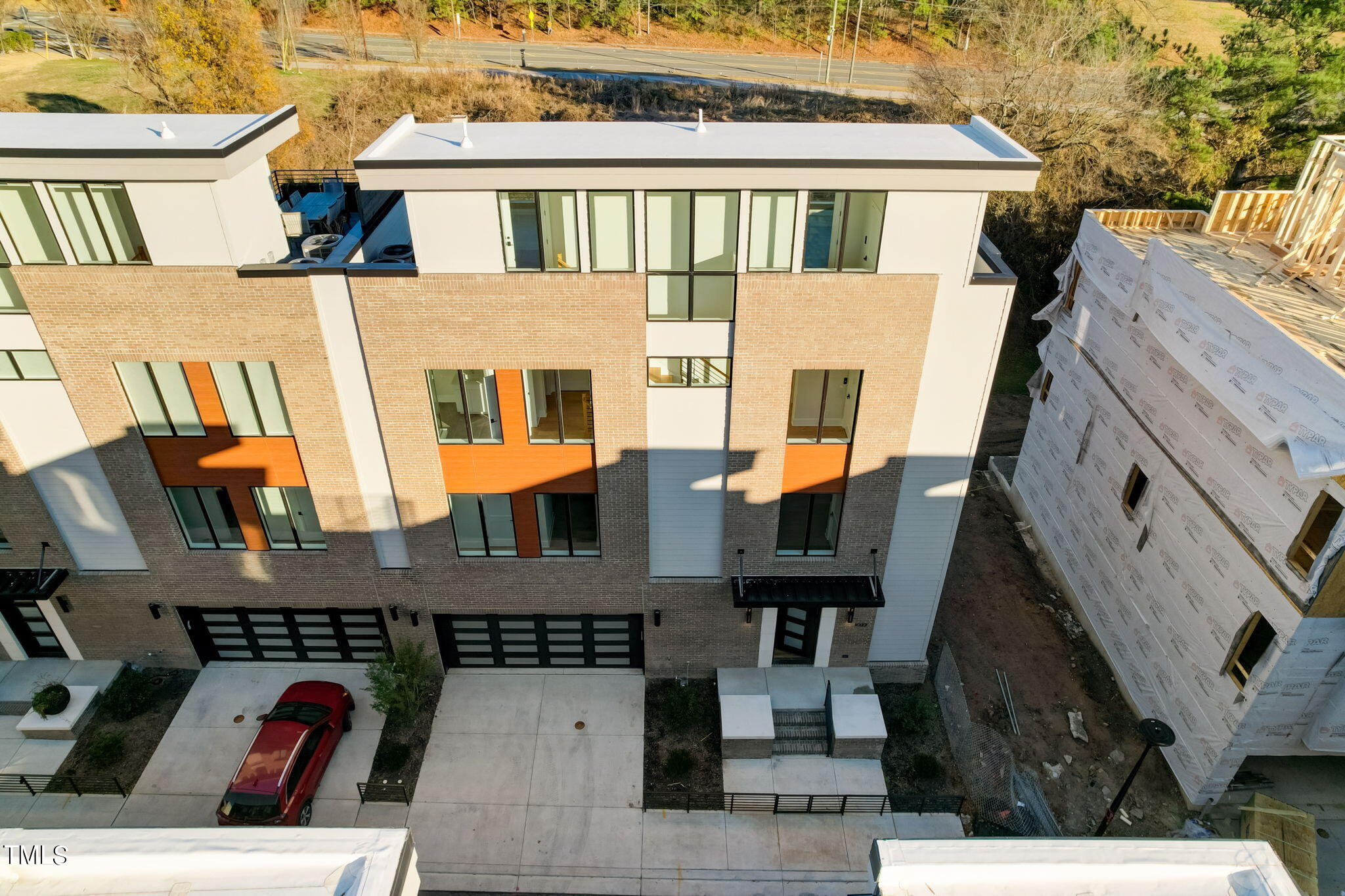 1022 Manor Way, Unit 22 Durham, NC 27701 - Photo 10 of 67 80-web-or-mls-Manor Way-066