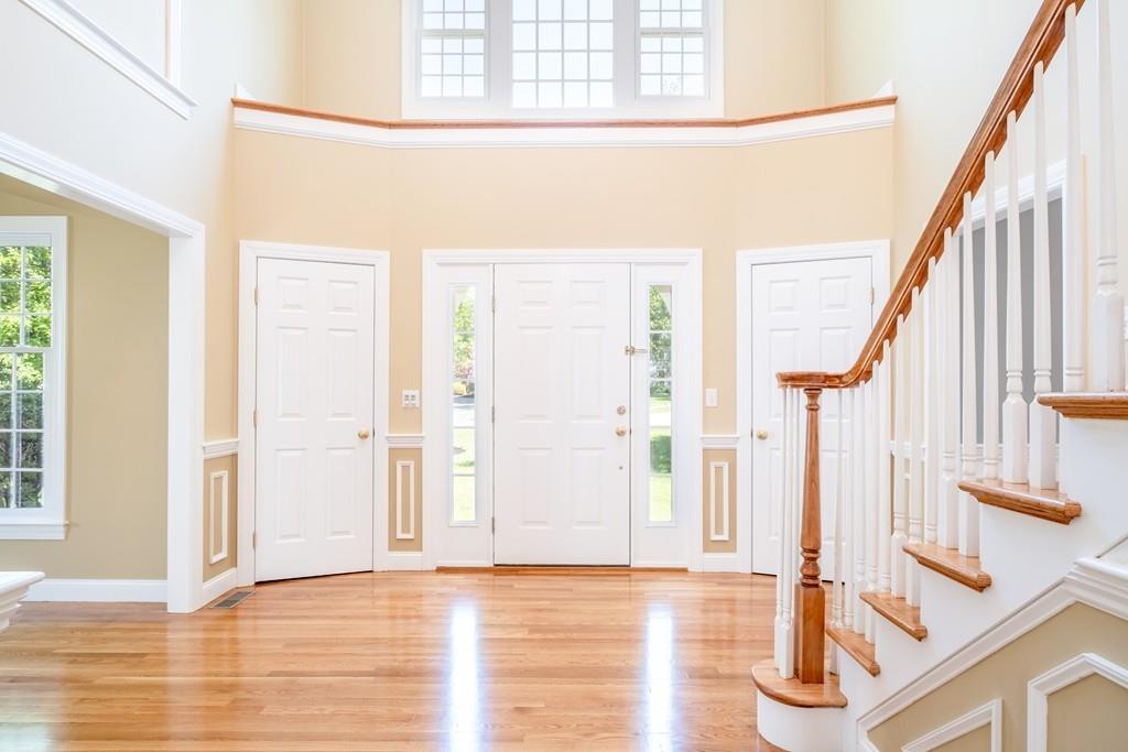 8 Travis Road Shrewsbury, MA 01545 - Photo 3 of 39 Gallery Image 3