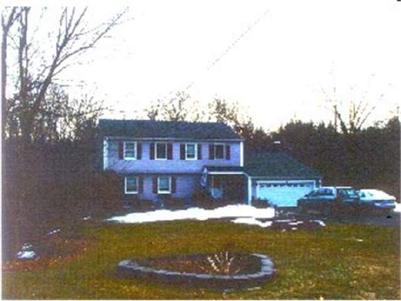 17 Rocking Chair Lane Atkinson, NH 03811 - Photo 1 of 1