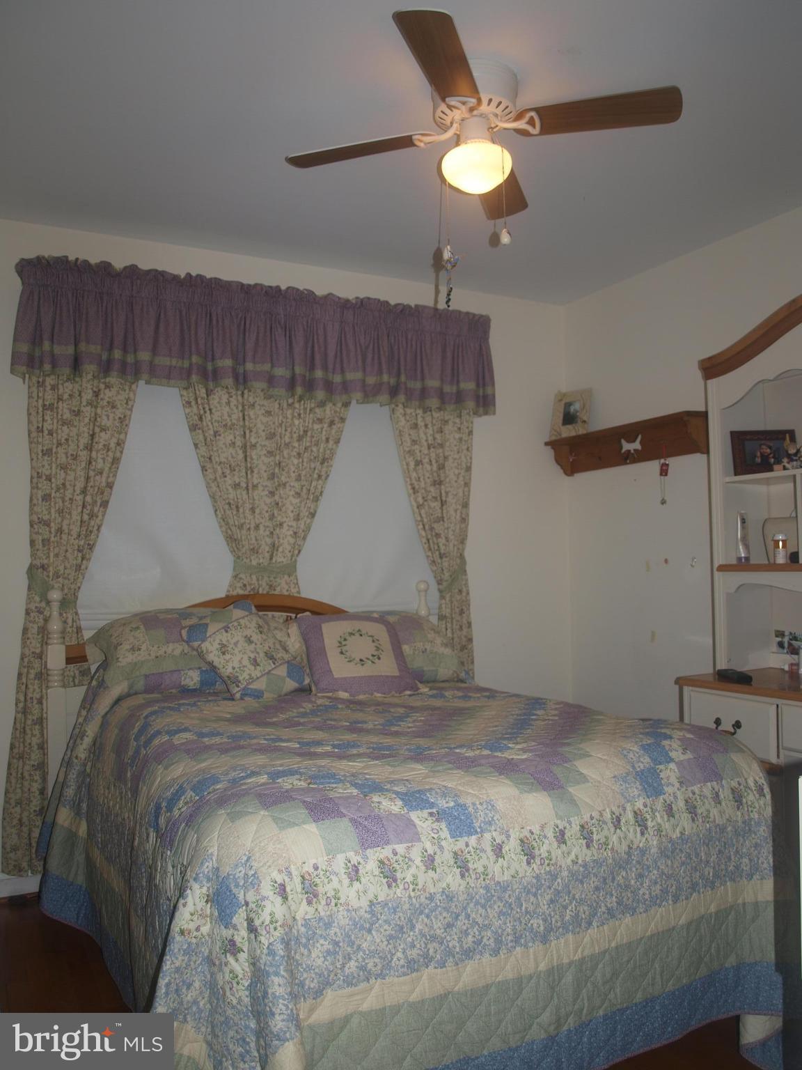 601 Arlewood Road Baltimore, MD 21228 - Photo 12 of 19 3rd Bedroom