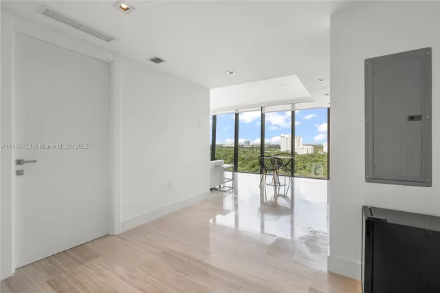 $759,000 | 1451 Brickell Avenue, Unit 1204, Miami, FL 33131