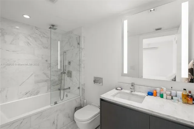 $759,000 | 1451 Brickell Avenue, Unit 1204, Miami, FL 33131