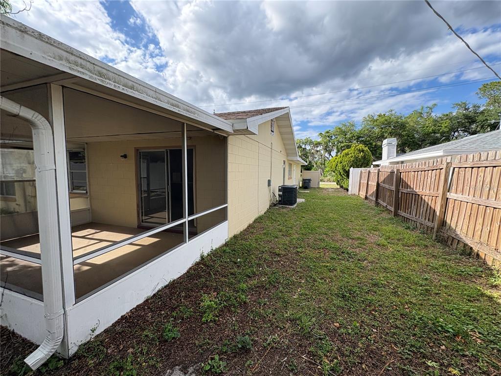 728 Lake Ned Road Winter Haven, FL 33884 - Photo 24 of 34