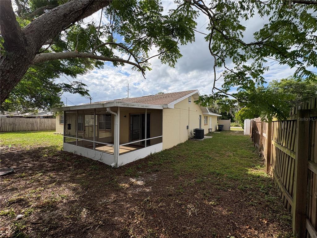 728 Lake Ned Road Winter Haven, FL 33884 - Photo 26 of 34