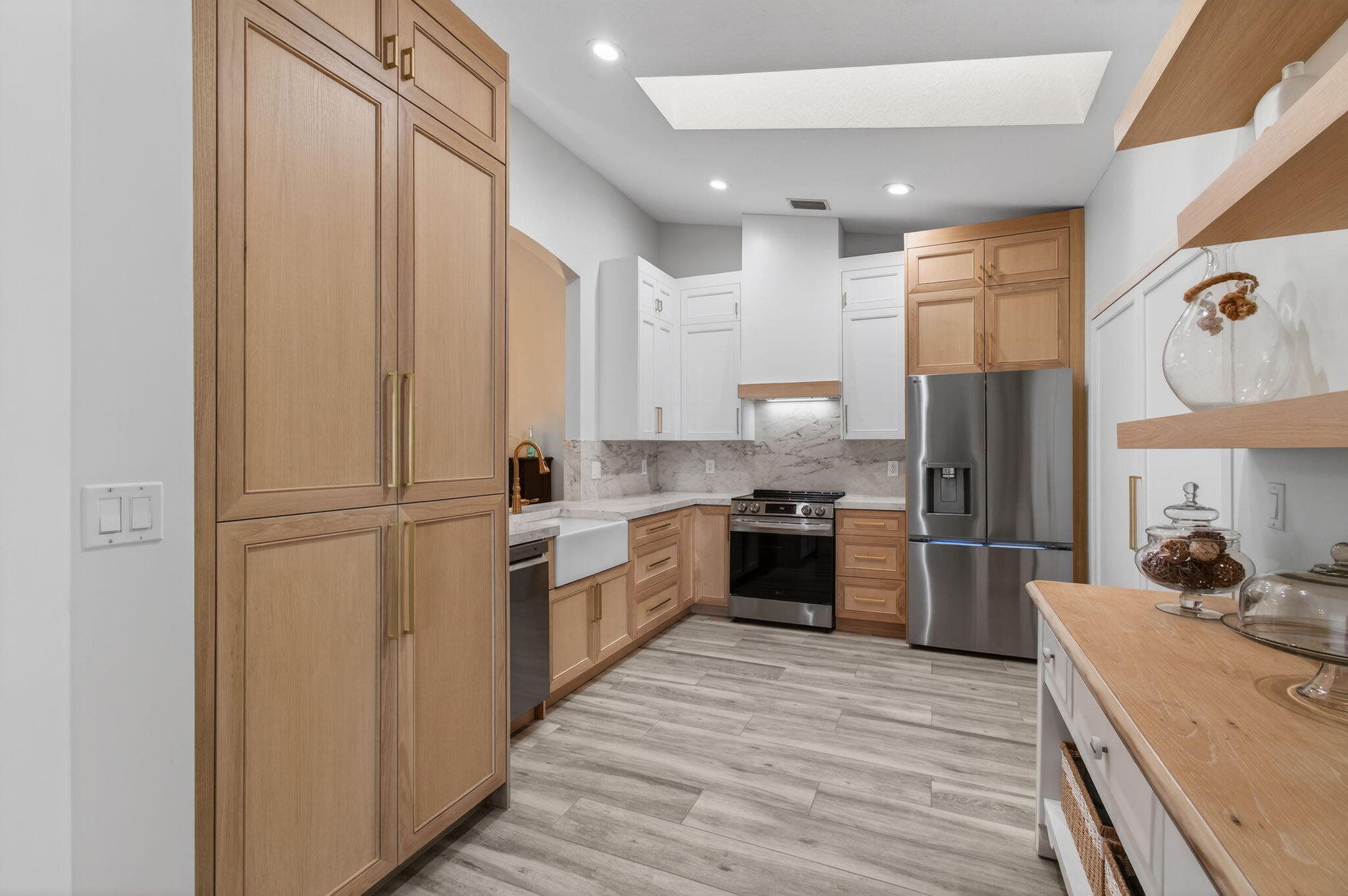 8196 Vía Di Veneto Boca Raton, FL 33496 - Photo 13 of 65 KITCHEN