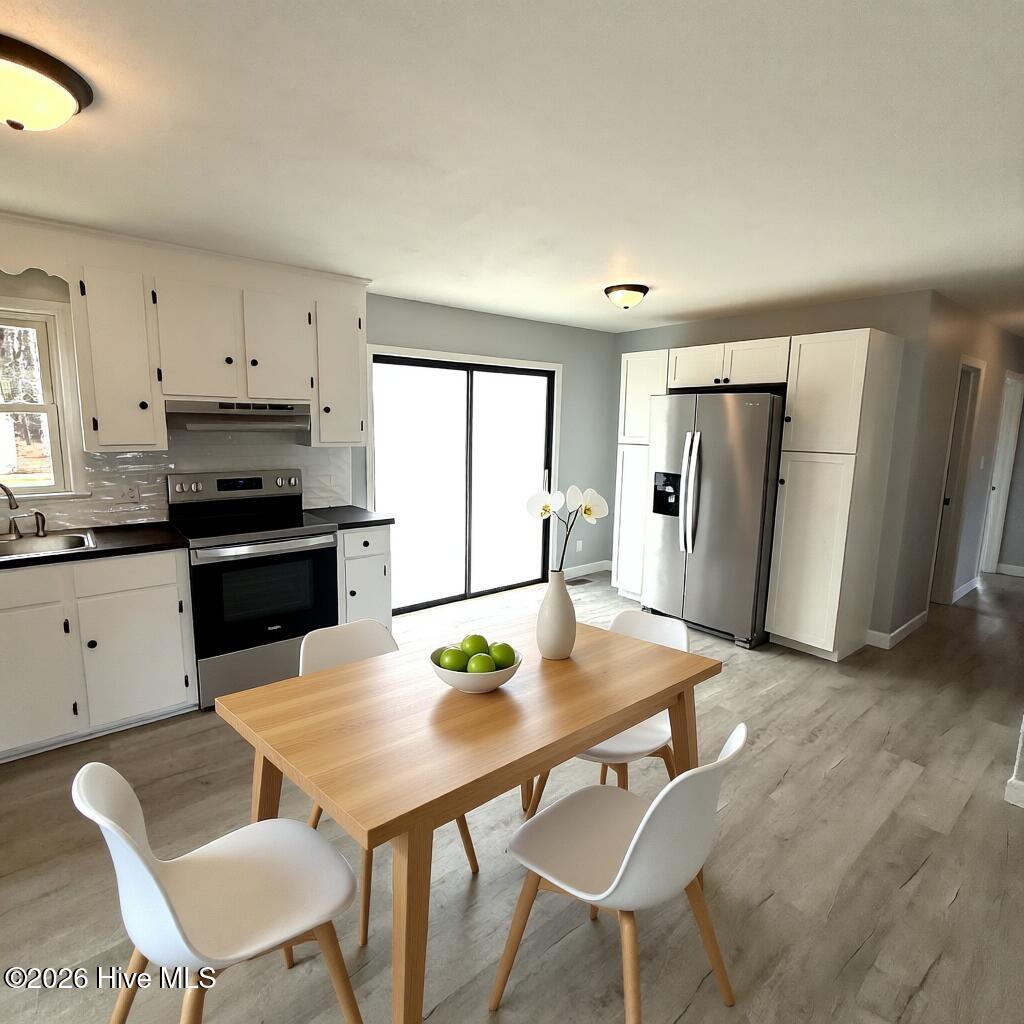 Kitchen Virtually Staged