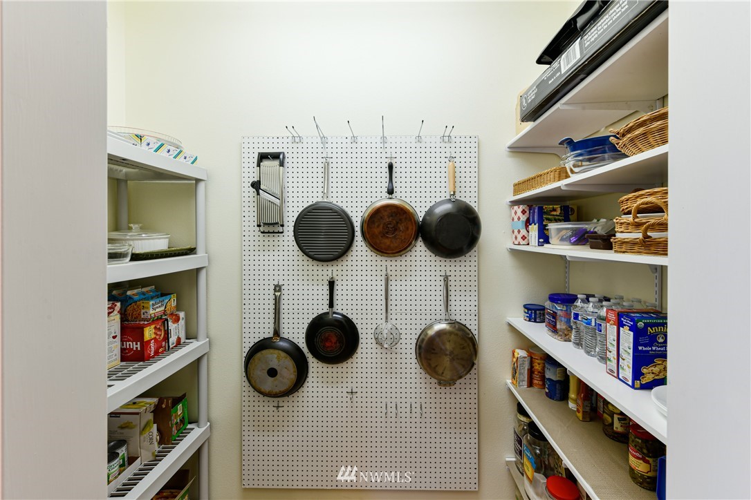 4203 Mitchell Drive Anacortes, WA 98221 - Photo 12 of 38