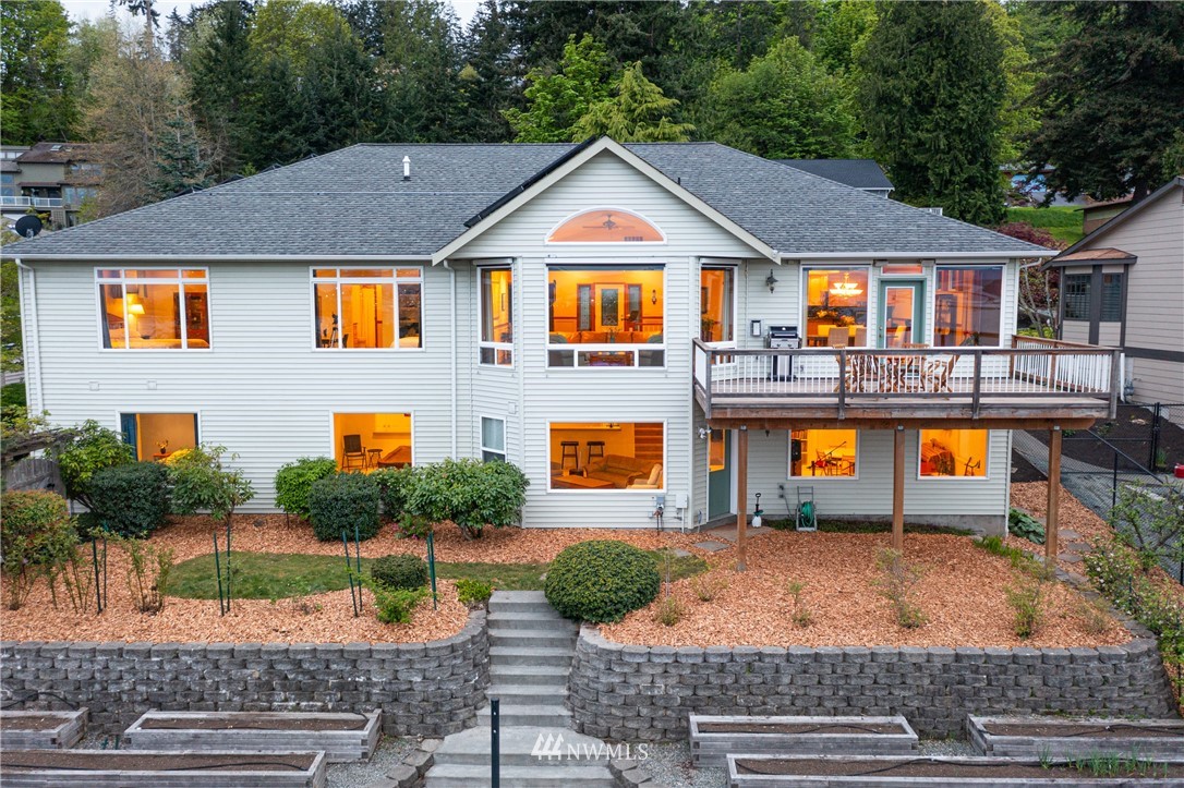4203 Mitchell Drive Anacortes, WA 98221 - Photo 37 of 38 a front view of a house with garden