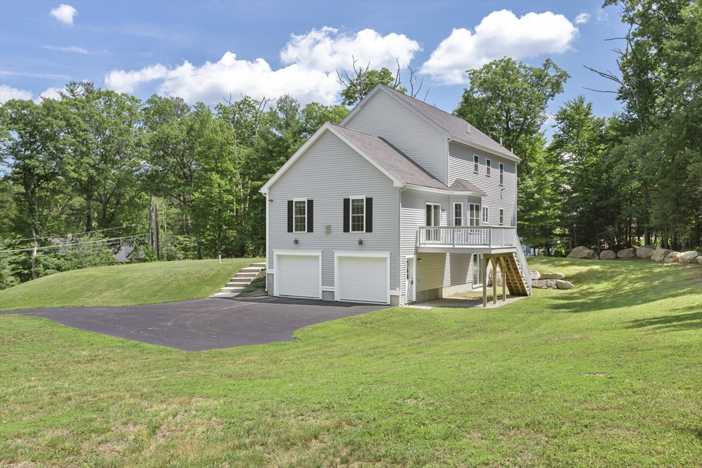 87 Martin Road Douglas, MA 01516 - Photo 5 of 41
