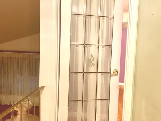 $373,000 | 10617 South Kenton Avenue, Oak Lawn, IL 60453