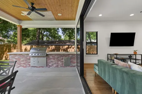 $1,550,000 | 1212 Madison Avenue, Austin, TX 78757