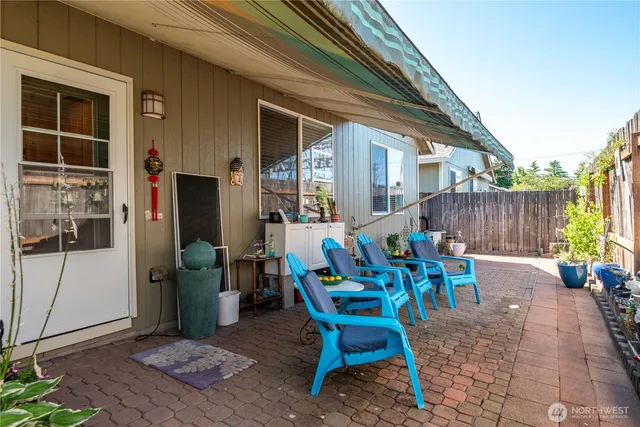 a view of outdoor space yard and patio