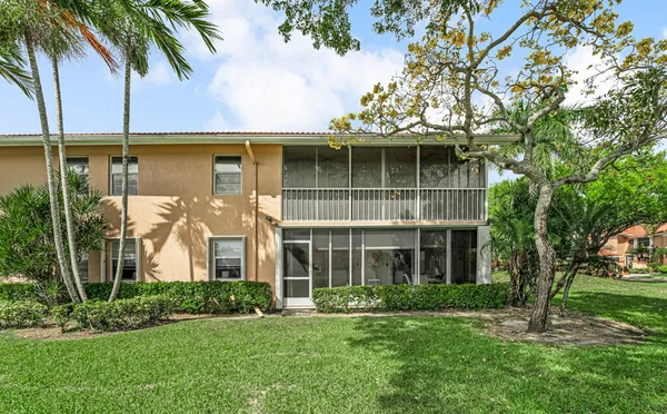 $325,000 | 9805 Shadybrook Drive, Unit 201, Boynton Beach, FL 33437