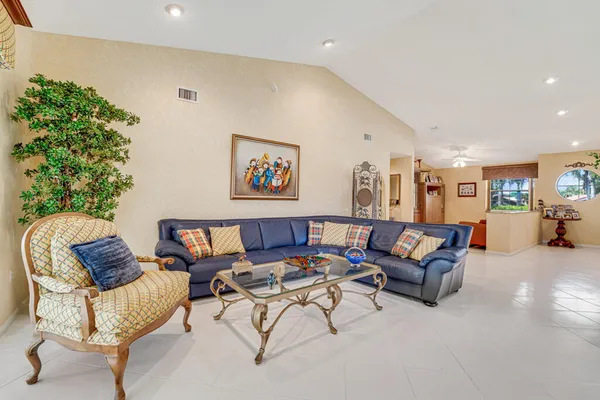 $325,000 | 9805 Shadybrook Drive, Unit 201, Boynton Beach, FL 33437