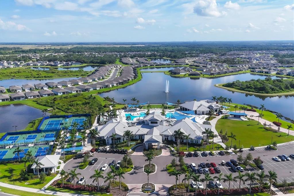 9350 Ballaster Pointe Loop Palmetto, FL 34221 - Photo 38 of 64