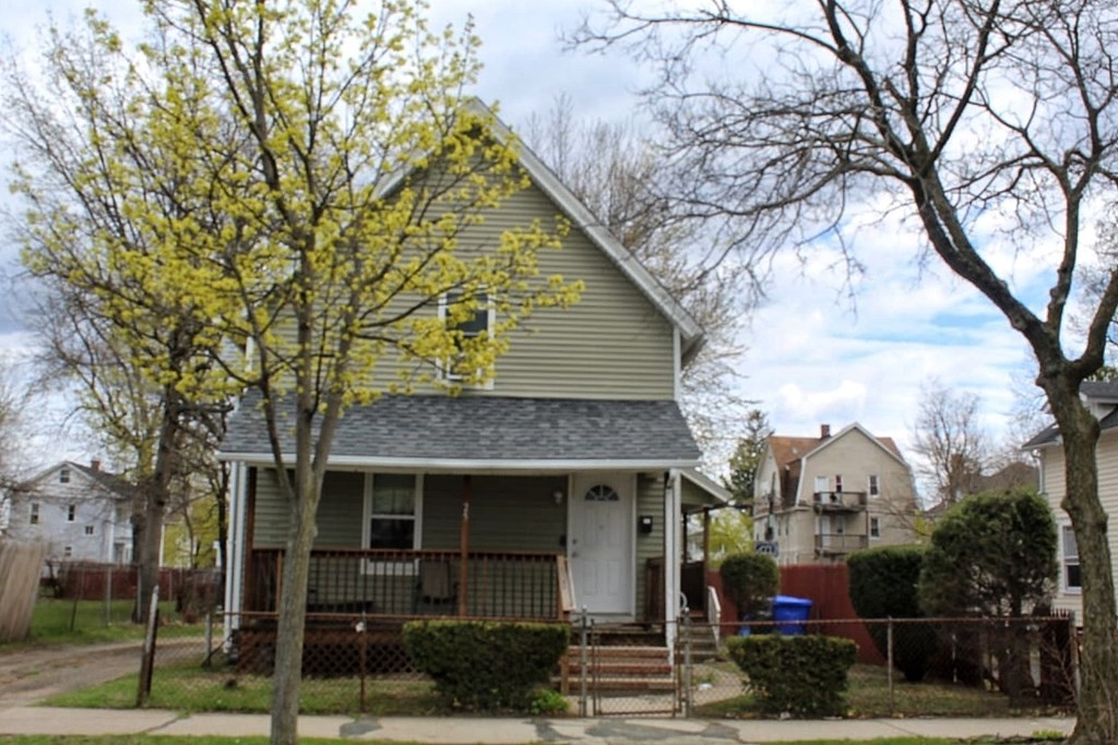 25 Reed Street Springfield, MA 01109 - Photo 1 of 11 Gallery Image 1
